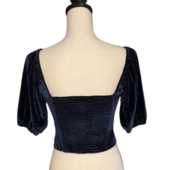 Abercrombie and Fitch Blue Velvet Puff Sleeve Top Sz. Small BNWT - Picture 5 of 9